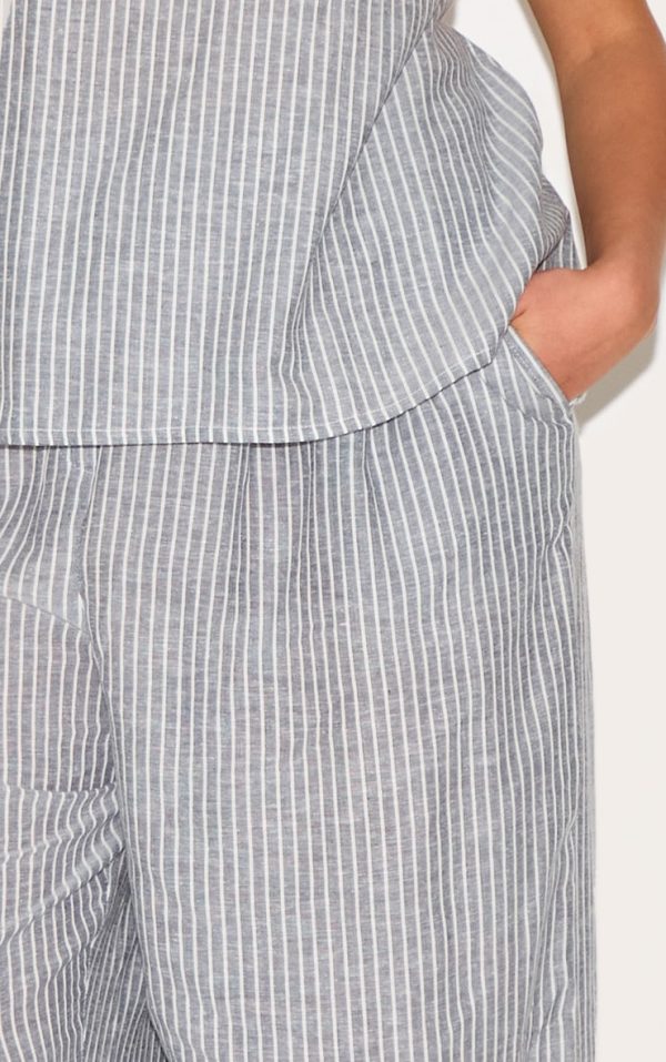 001c1220bd0d15dd326d51d542b833b960c6e708_CNM5117_4_plus_grey_striped_slouchy_trousers