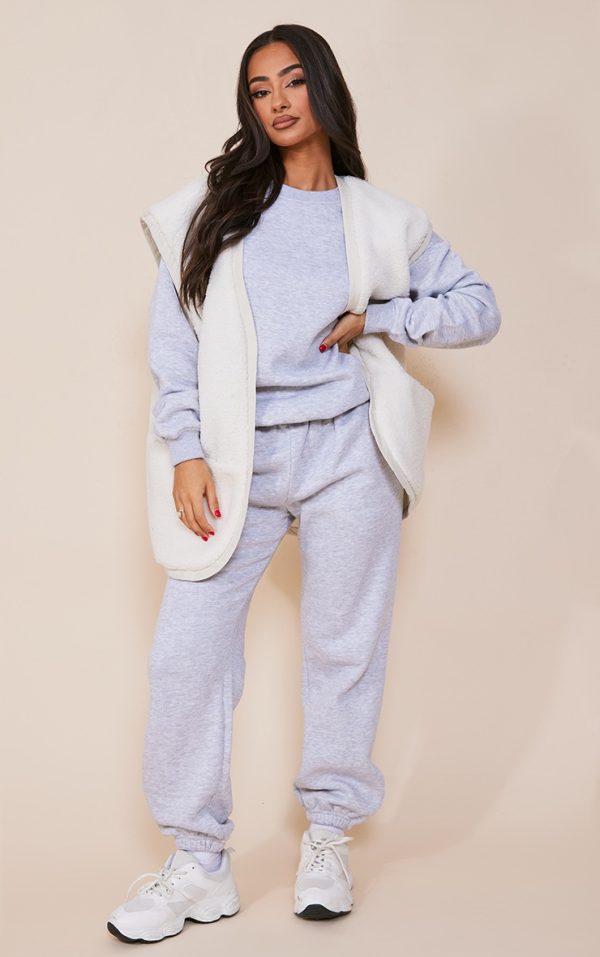 01e78fee698fae7cfe97a139fc7363a597c94ecd_CNG1411_3_petite_grey_marl_basic_ultimate_oversized_sweatshirt