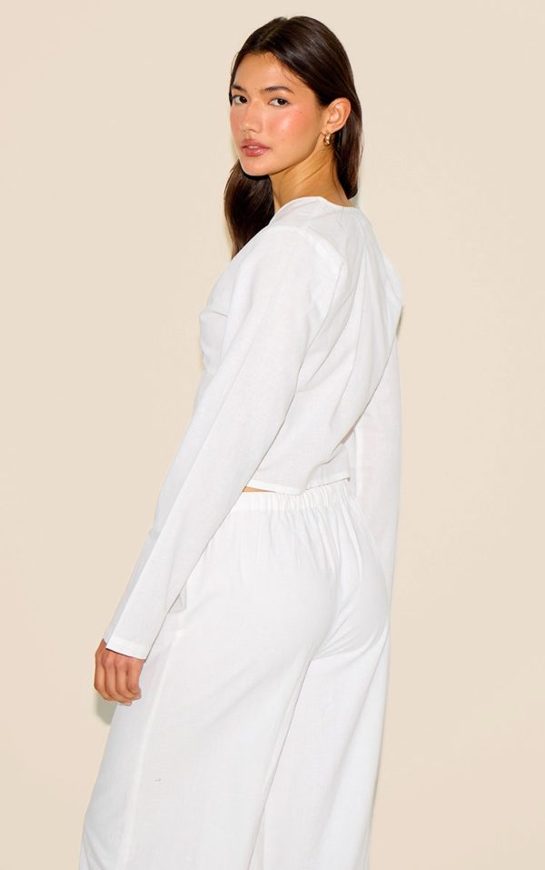01e9db344c91edd71e846f8501596915d537de91_CNM6110_2_white_long_sleeve_top