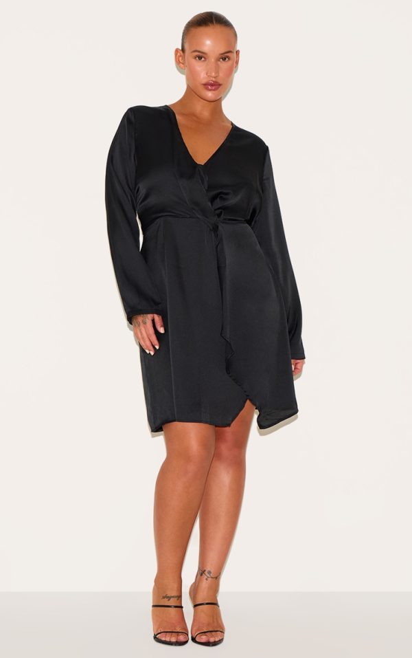 02a626fac8b6463b1421524e4d55a9229c7442c1_CME0488_1_plus_black_satin_long_sleeve_wrap_dress