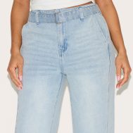 02c960b01362a63bd07d0d0e392fdd3d541c5c19_CNM1002_4_shape_light_blue_stretch_denim_highwaisted_belted_wide_leg_jeans