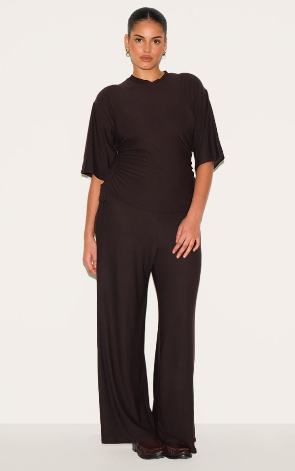 02da966d1044fa7a0c0bf033b5ee11009bb5d769_CNM2633_1_plus_chocolate_soft_touch_mid_rise_wide_leg_trousers