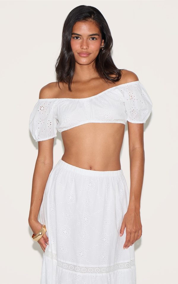 02f2319e9f12b0ea74a9fe184304360601659ce5_CNM3245_1_white_broderie_bardot_crop_top