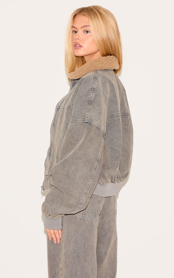 036e0413fb793c90243475c7e209abf182709784_CNK9189_2_light_grey_borg_collar_denim_bomber_jacket