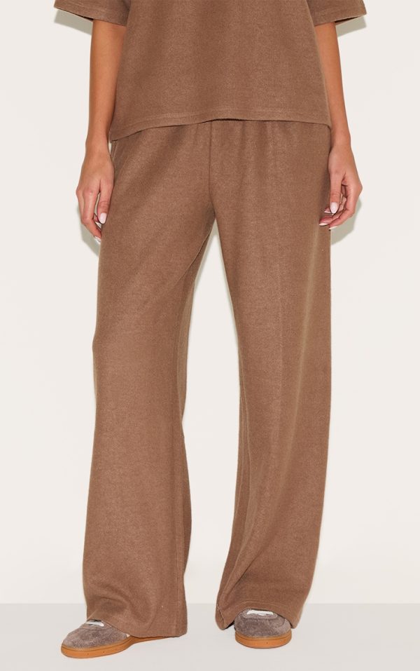 03f69a0c1d13a7dbd39e9a5be80e797e93cd71c7_CNM3644_2_deep_taupe_soft_touch_wide_leg_joggers