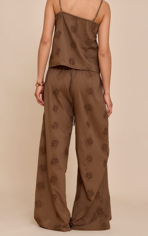 047eaaee7c4d121e931c378266daf96f2ad1ca0c_CNM6113_3_mushroom_broderie_swirl_detail_straight_leg_trousers