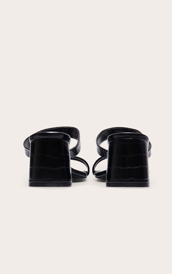 04c9bdd6213a9d532dad156980f5d1d4787e217d_CNH7027_3_black_croc_pu_wide_fit_square_toe_block_heeled_mules