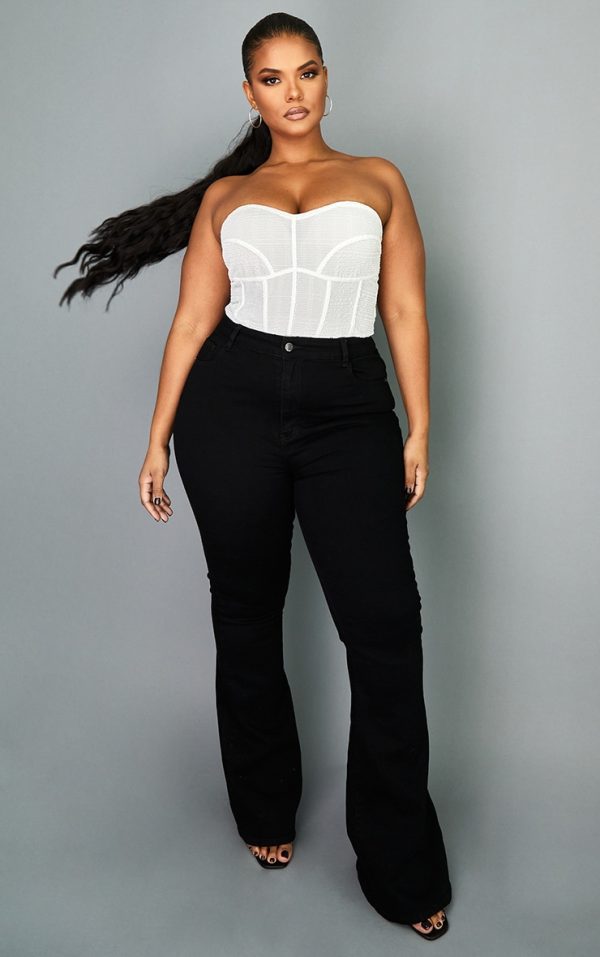0613223fa18425032afc339cc594d0cb32f610ed_CMP7152_1_plus_black_flare_denim_jeans