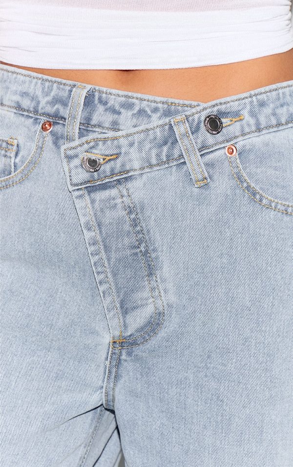 067461b356adbab8fd10d16d25af73685dd8ed65_CNM1834_4_petite_light_blue_denim_asymmetric_waistband_straight_leg_jeans