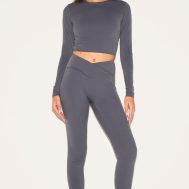 06b4d19d6e1aee6fe1fdc120c183d4b6e6a1f523_CNL7013_3_charcoal_grey_sculpt_long_sleeve_crop_gym_top