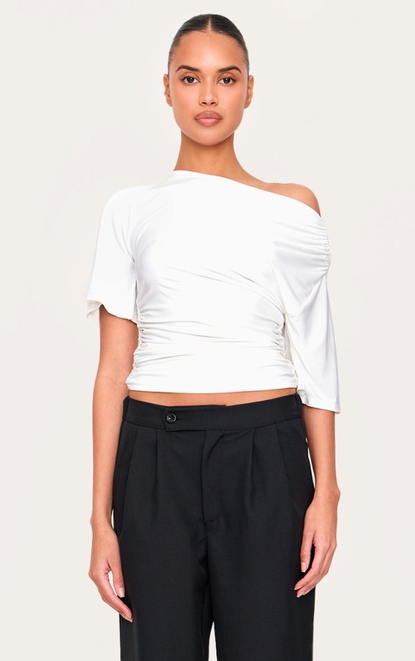 06db25402b92c81a99849b1c62cf14222b809798_CNL8968_1_cream_slinky_slouchy_asymmetric_long_top-1