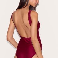 076390bf347cd9123ee323be36b6dd4cd782f847_CNL5317_2_berry_basic_scoop_swimsuit