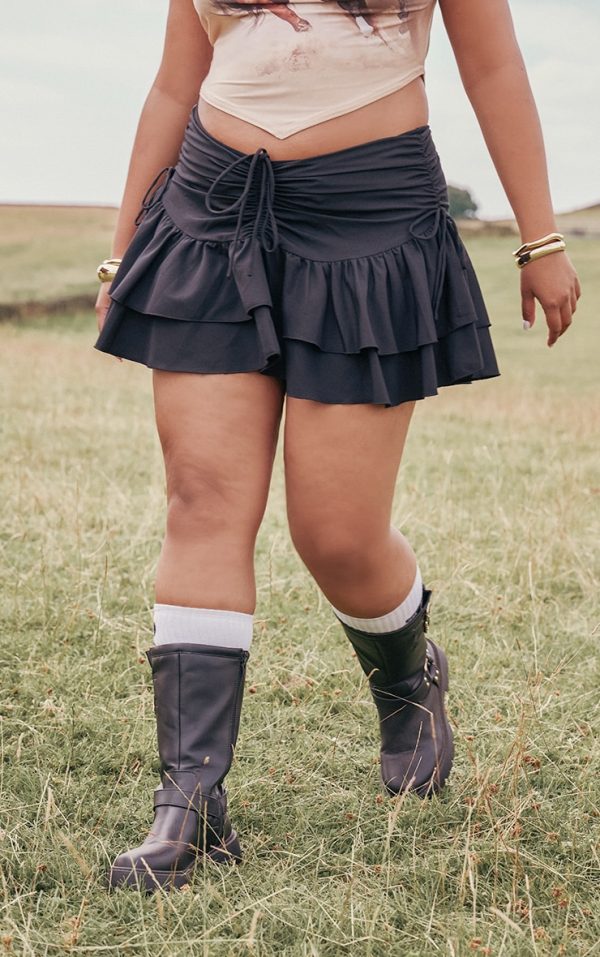 07c2a7d789824fca4631c16476940a2c09cf8800_CNJ8658_2_plus_black_ruched_ruffle_detail_mini_skirt