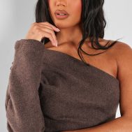 0832eafa17cc2347545392167f62bb9a8fa97144_CNK6929_4_chocolate_brushed_rib_asymmetric_shoulder_long_top