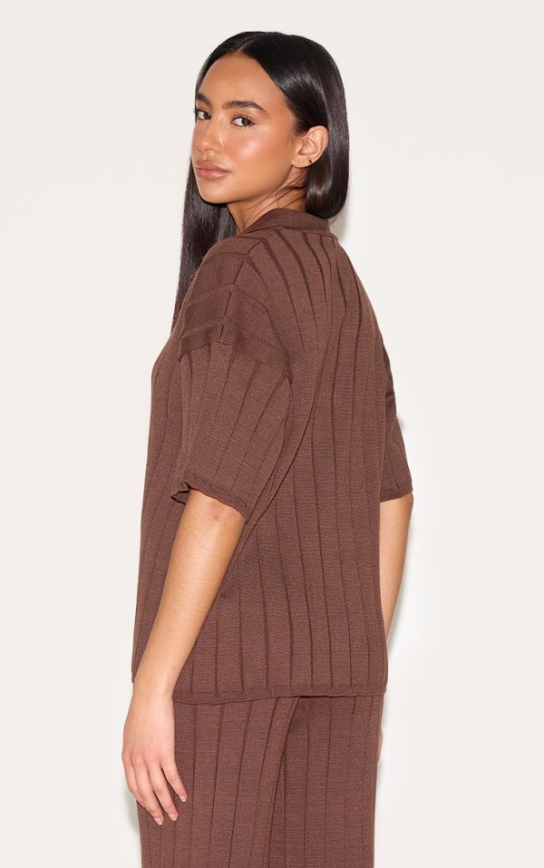 08383093fd72bbfed1e3f63770bbfaa1554067ea_CNM8344_2_petite_chocolate_rib_knit_oversized_polo_top