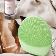 083c7e9f02bcee27d6b26ab44d9f967944b1cd32_CNN4551_3_foreo_luna_4_smart_facial_cleansing_and_firming_combination_skin_device
