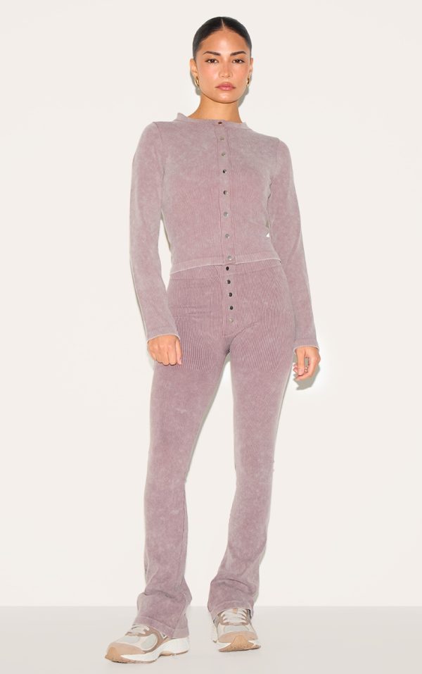 088f24c23e27441f5881c558a5981ca274a90fb5_CNM1922_1_petite_taupe_faded_contour_rib_button_detail_flared_leggings