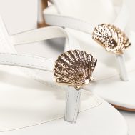 08cd45fde36aa75508217362447eb1112a43486d_CNM0396_4_white_pu_round_toe_thong_shell_trim_high_heeled_mules