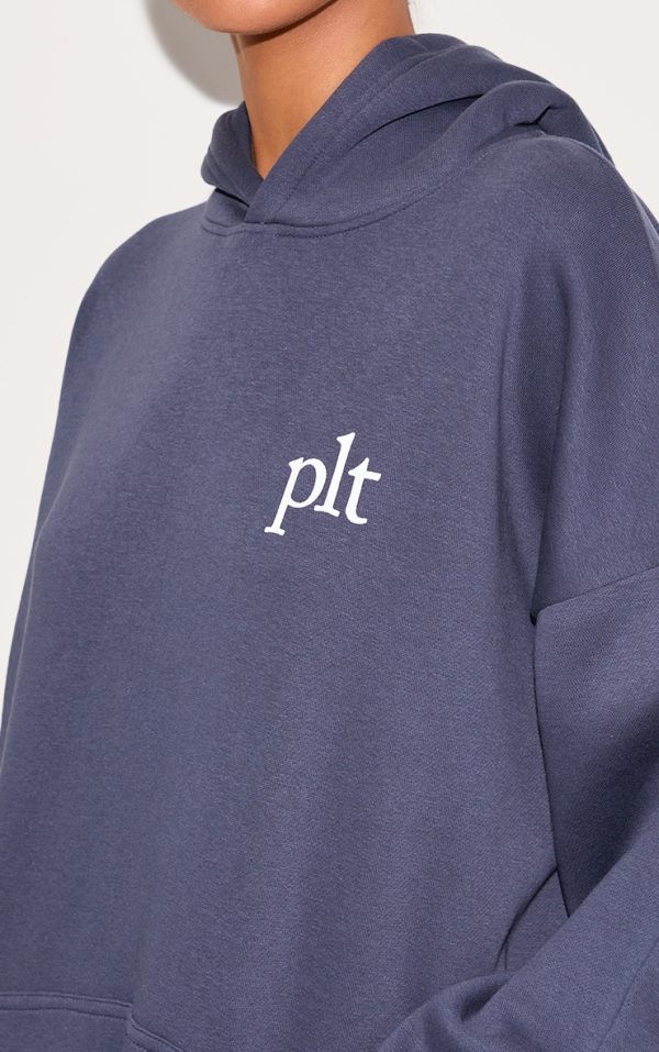 08eb31b47e12767cc592b9d151c517b1dc2fe886_CNM3810_4_prettylittlething_midnight_blue_oversized_hoodie