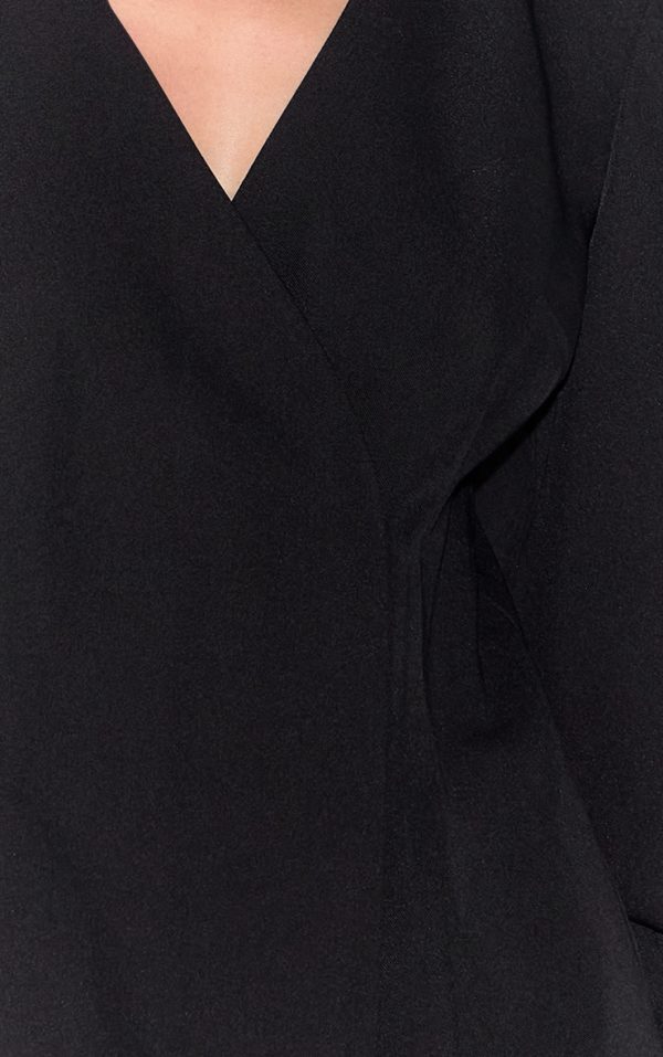 09066dee552979246804a4eda860af96f8e4e043_CNM0458_4_black_cross_front_cocoon_sleeve_tailored_playsuit