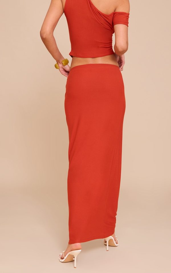 09317ccb52f136765a6f50cfb247139ec621d9b5_CNM9141_3_paprika_soft_touch_low_rise_maxi_skirt