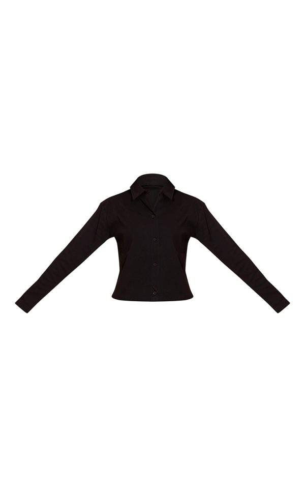 0934e7210e8515ca01291fc92368b1c69aef2b52_CNM9655_5_black_cropped_boxy_collared_sweat