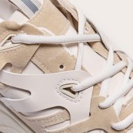 095d556d3c652e45001028e31668ef4fd18d47e0_CMM8181_4_stone_chunky_panelled_trainers