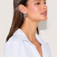 099899e724645d4e4eaf438156a515b1f6030687_CNM0662_3_silver_ribbed_oversized_statement_earrings