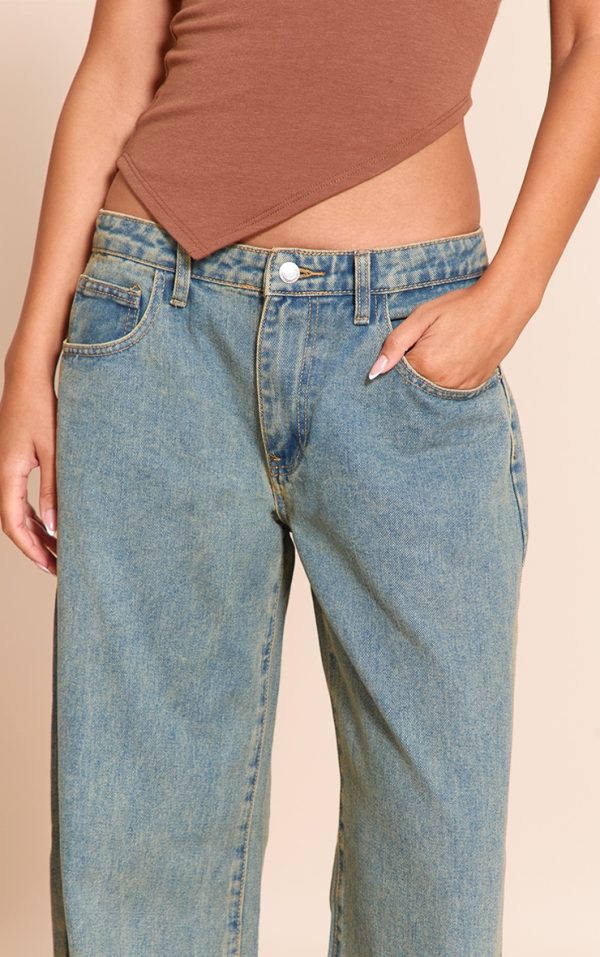 0a6c1e08922e55e70b43d2a12ce6336bf9175fda_CNM0946_4_vintage_bleach_wash_low_rise_wide_leg_jeans