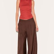 0b1f12701b9e0ad1004dd7a8be654633d28f9b60_CNL7685_3_rust_fine_knit_high_neck_sleeveless_top