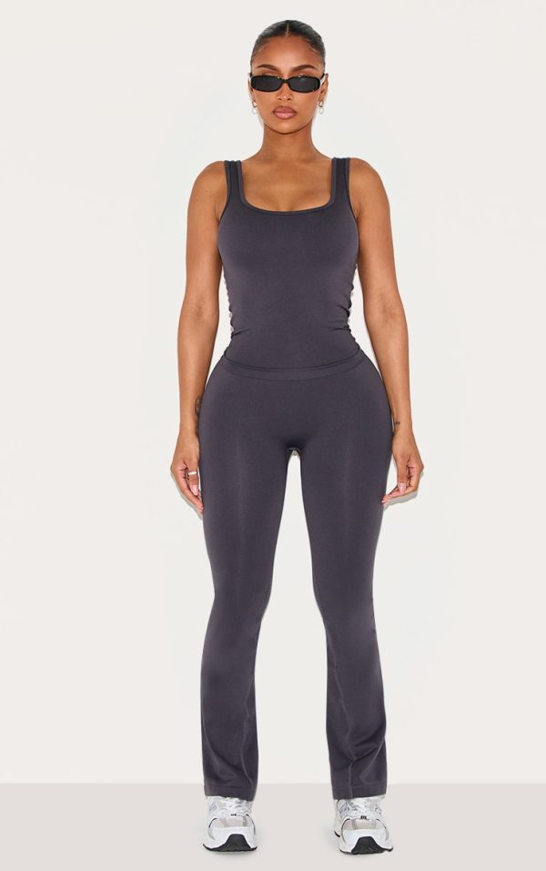 0c527f5e244b2b70379a3ca8ad9e35560ae81c12_CNM2757_3_shape_charcoal_seamless_active_square_neck_longline_vest_top