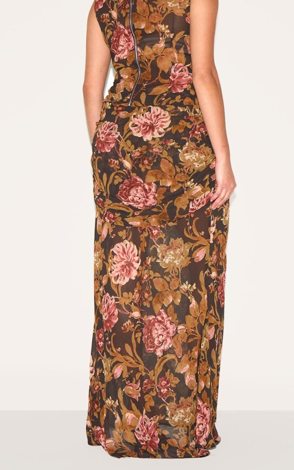 0c7d95388f894002f20f404994cf0f5f4a745dd4_CNM4474_3_plus_black_floral_printed_chiffon_ruched_detail_maxi_skirt
