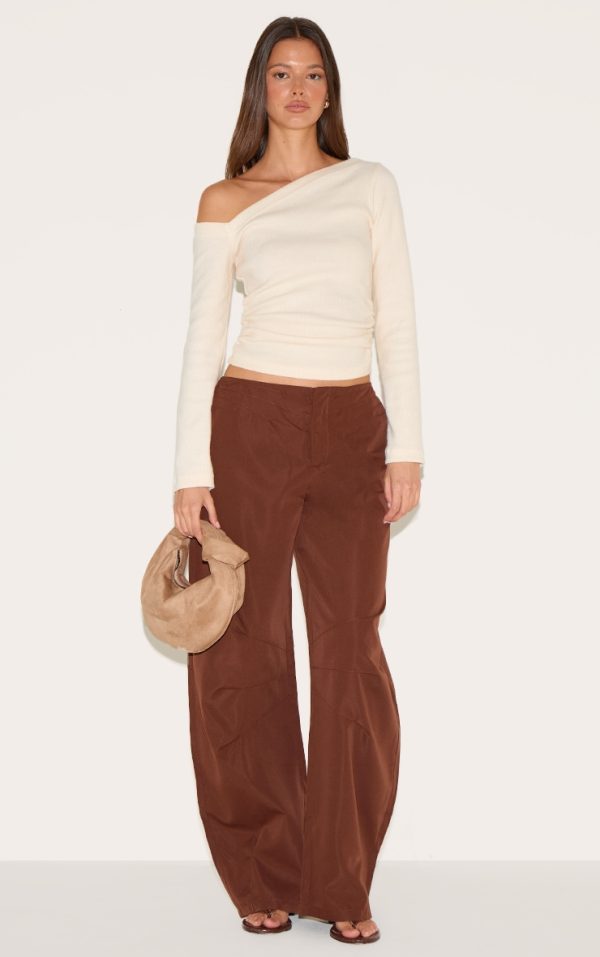 0cd8c5efeafdf35d21515e83dbc5809c59a77349_CNM0635_1_chocolate_woven_tailored_cocoon_leg_trousers-1