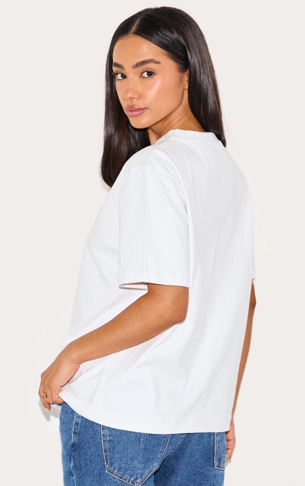 0d84029a83915faef1a865a9481dc355c442ad3c_CNK4660_2_petite_white_premium_cotton_oversized_t_shirt