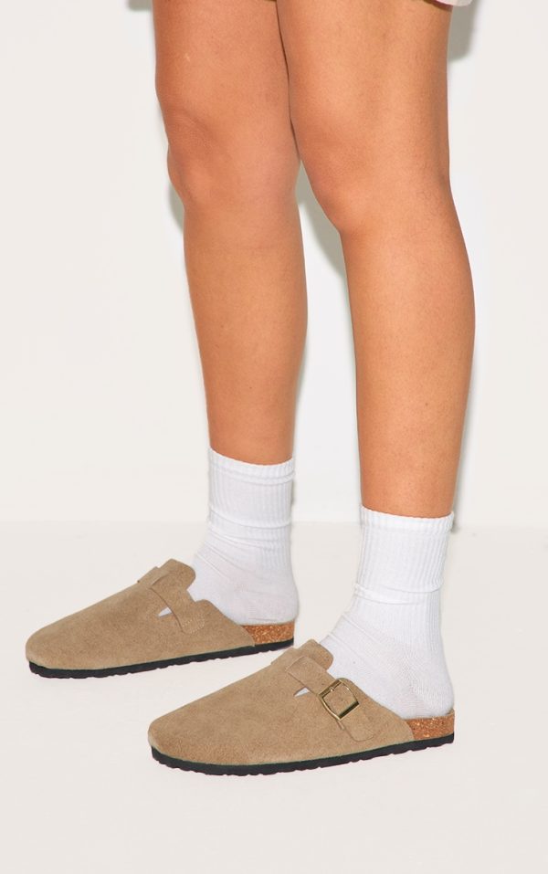 0d9bd959585c77677646bc8fa1bd1f561bf5b0fc_CNL1974_5_cream_real_suede_leather_round_toe_buckle_slip_on_clog
