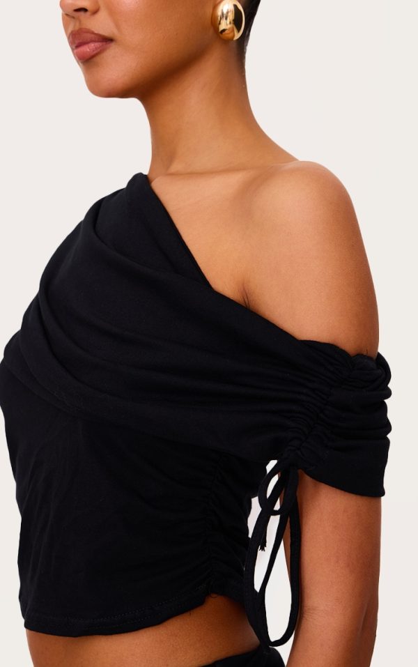 0df702380c07d38c7677d838038c52b1013be20c_CNL6372_4_black_ruched_side_off_the_shoulder_top