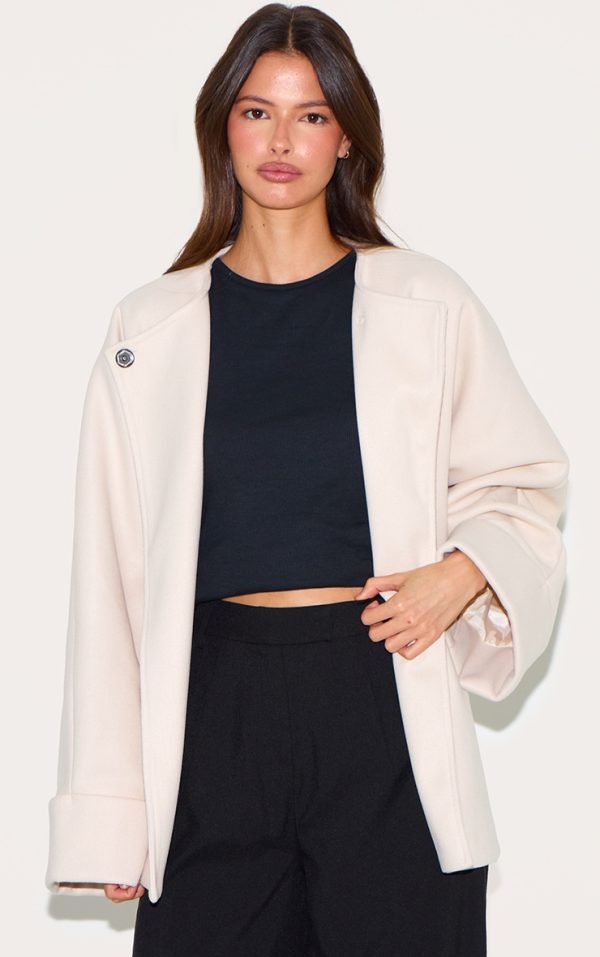 0dfc0f99616bd94171fde12dd7770ce54d3e55a4_CNM5311_4_cream_wool_look_batwing_jacket-1