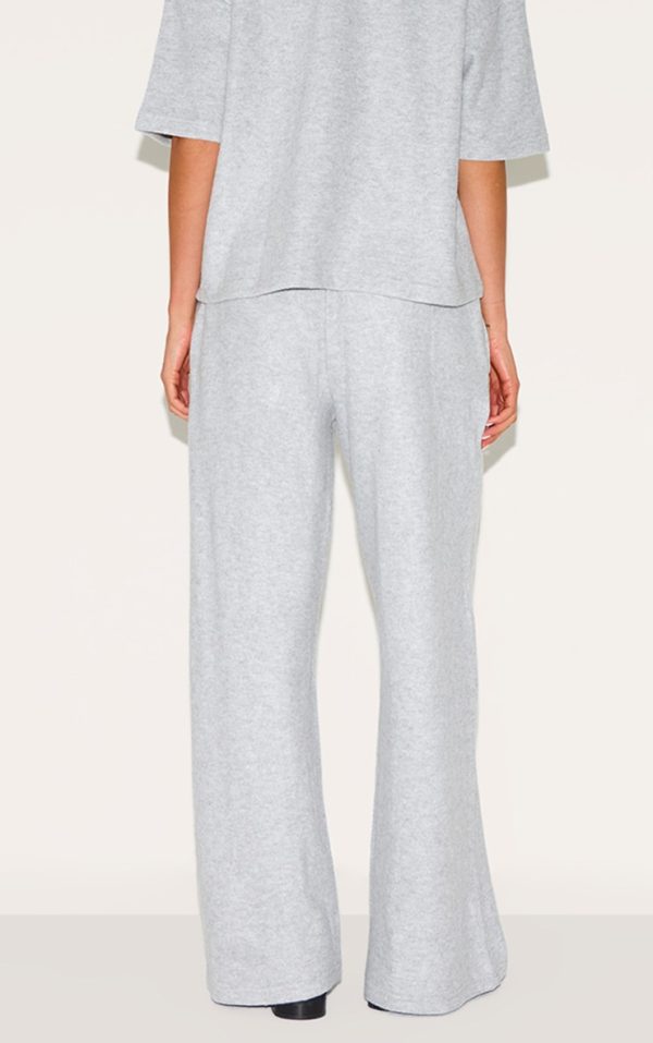 0e0b793f04f0766ebc407ab9e7236a9e2e624184_CNM3642_3_grey_soft_touch_wide_leg_joggers