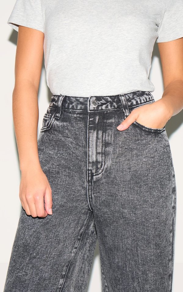0ee1acba0c8680f765b2f070ea35b7b596f195d7_CNL4366_4_petite_washed_grey_high_waist_straight_leg_jeans