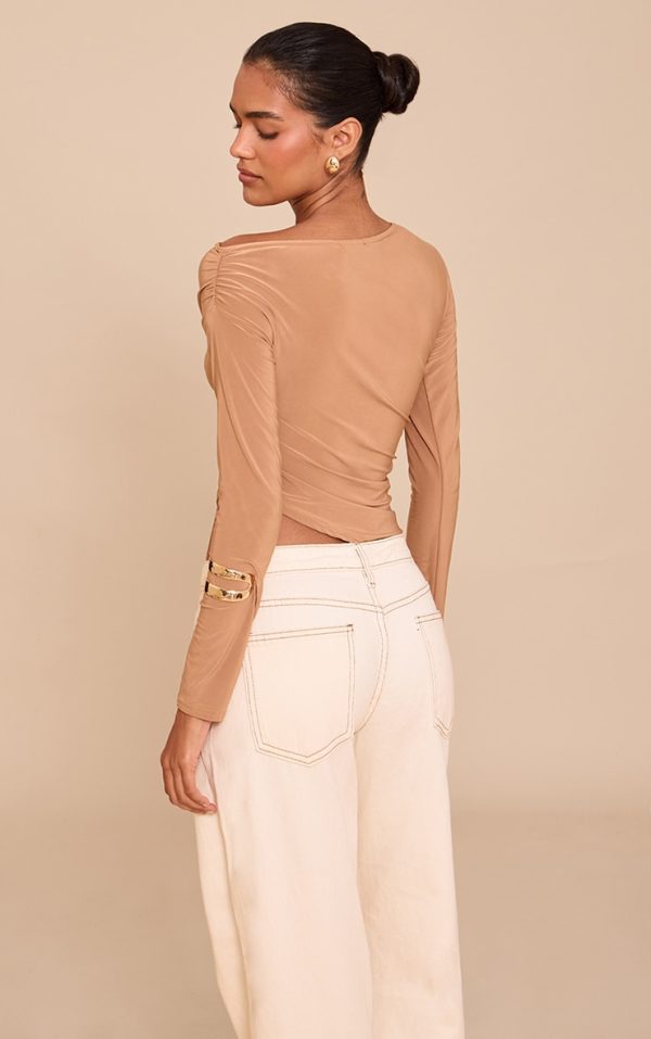 0fb2a14ceca43b55addf663b6f940e9084ca0c07_CNM6299_2_tan_soft_touch_asymmetric_ruched_long_sleeve_top