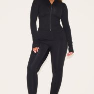 0fdc540537bb9e691914de9060dc9e8f60eefef6_CNM6288_3_shape_black_active_zip_front_seam_detail_jacket