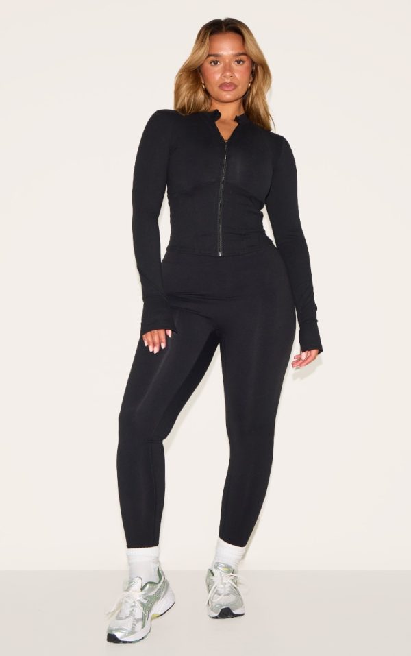 0fdc540537bb9e691914de9060dc9e8f60eefef6_CNM6288_3_shape_black_active_zip_front_seam_detail_jacket