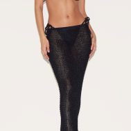 10396b47490397b8d3dd5c995d060bef9fb28f90_CNL3519_2_black_textured_fishtail_beach_maxi_skirt