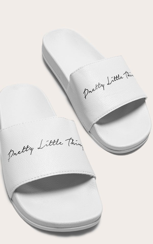11e722ddfdc4ffea0879f303ba57508d653d1e46_CMC2830_4_prettylittlething_white_sliders