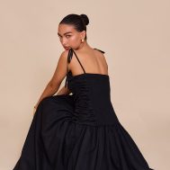 12af64a6e0726da0f4e016e1d3ce1029be637096_CNM1551_1_black_ruched_detail_strappy_maxi_dress