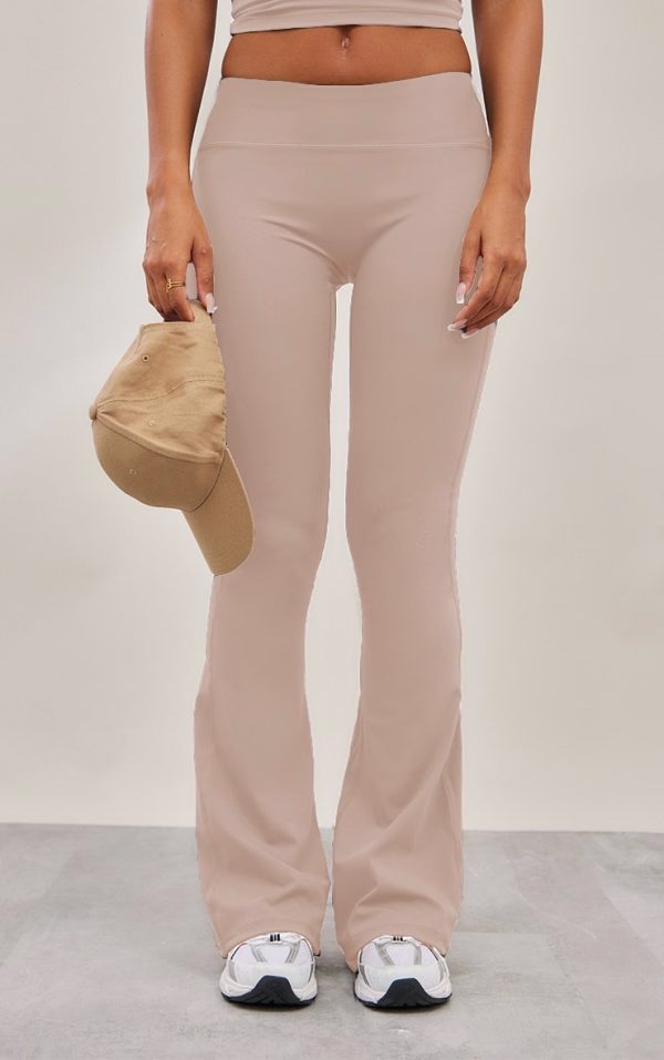 131e34d9524a9cf2a574fc0aa7af6de22170f509_CNH2912_1_deep_taupe_sculpt_flare_yoga_pants