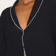 132ec060e361db016e649327e9aa73719b99f6fa_CNM5354_4_black_textured_contrast_trim_oversized_shirt