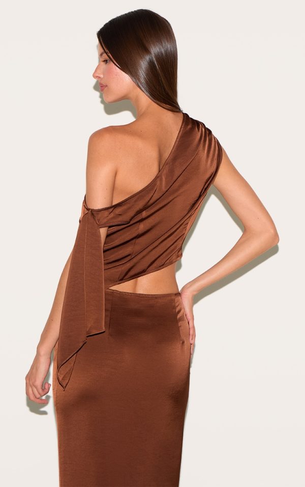 1355be974babaf59f90b62c13bdd24d7b7c50054_CNM5342_2_chocolate_tie_shoulder_satin_top