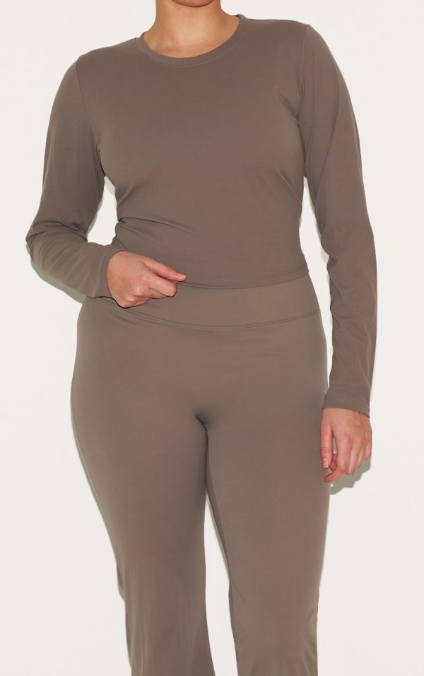 138f183dd15b4128f748961e58031c13f1f4a841_CNL5104_9_brown_sculpt_straight_leg_yoga_pants-1
