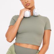 13b33681ae6afbfc8b52d207fb55afdc77d9577b_CNF7350_1_olive_sculpt_short_sleeve_crop_gym_top-1